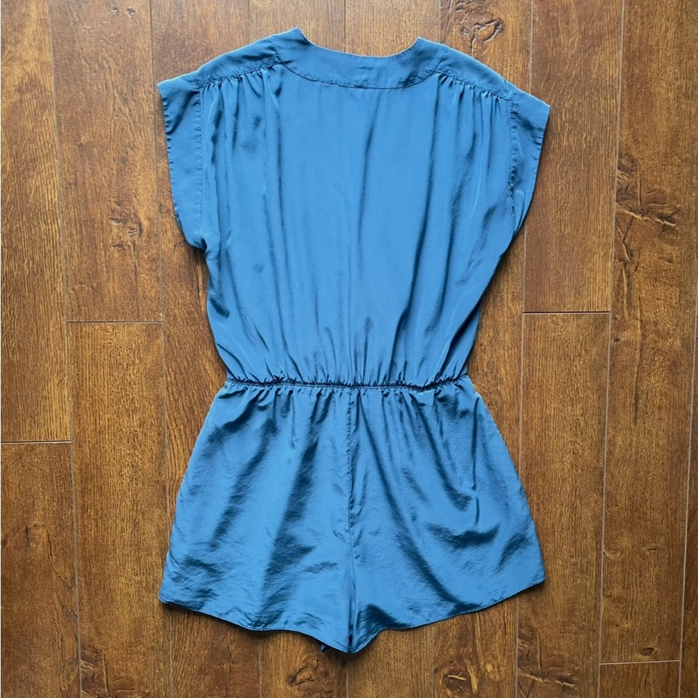 Aritzia Large 100% Silk Babaton Surplice Romper Jumpsuit. Royal Blue. - Picture 7 of 11